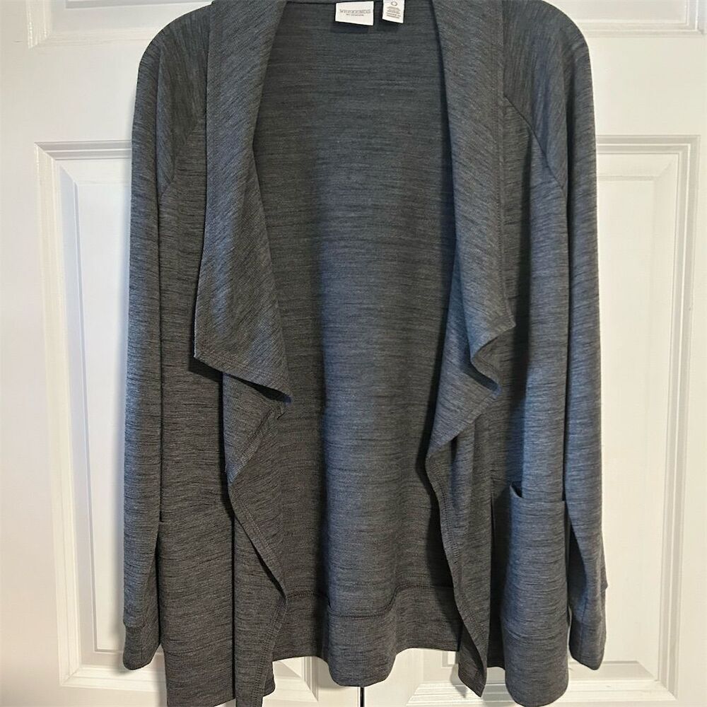 Chicos weekends Women's M Gray Open Front Cardigan Sweater Long Sleeve Casual